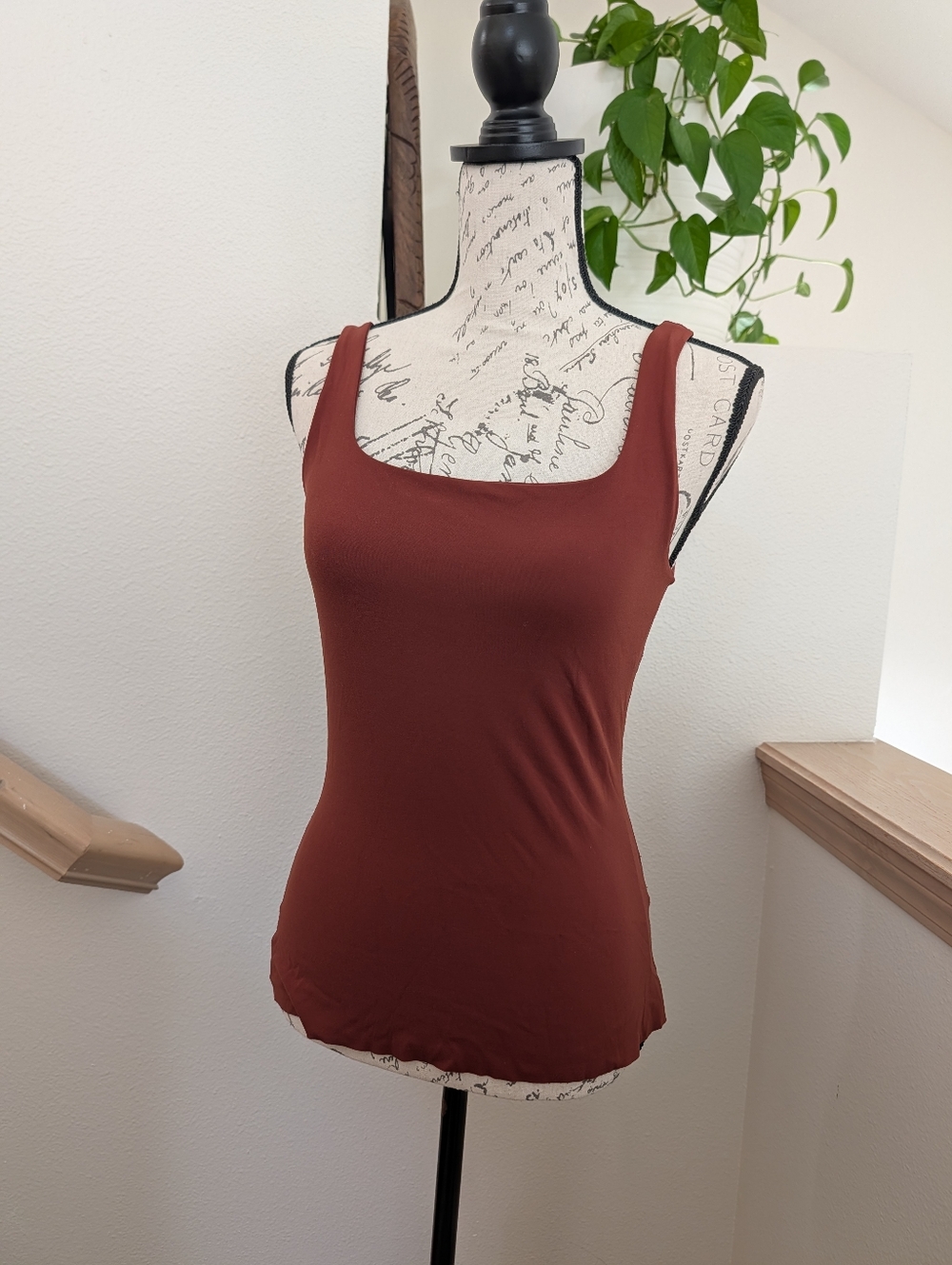 EUC Nike Yoga Luxe Dri-Fit Tank Top - Spice, Small